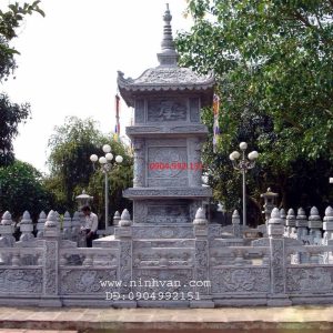 Hình ảnh: Mẫu mộ tháp đá nguyên khối ở Mường Tè, Lai Châu